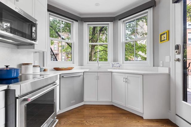 135 W. Concord St 1, Boston, MA 02118