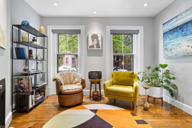 135 W. Concord St 1, Boston, MA 02118