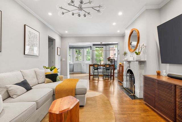 135 W. Concord St 1, Boston, MA 02118