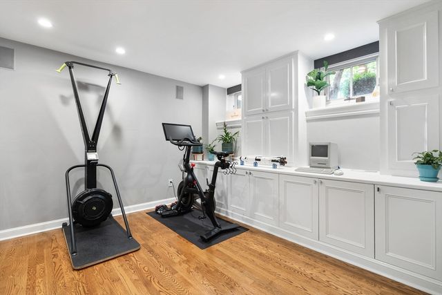 135 W. Concord St 1, Boston, MA 02118