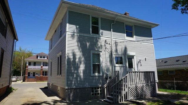 2113 16th STREET, Racine, WI 53403