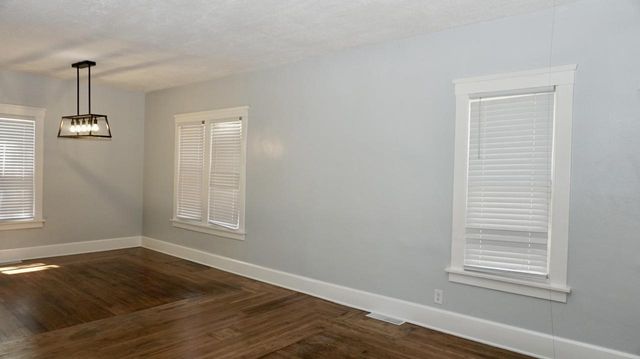 2113 16th STREET, Racine, WI 53403