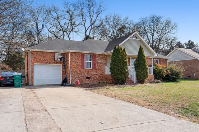 1224 Bolton Dr, Smyrna, TN 37167