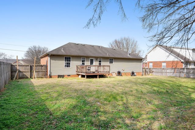 1224 Bolton Dr, Smyrna, TN 37167