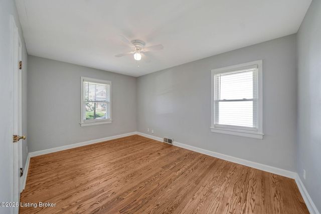 923 Lydia St 1, Louisville, KY 40217