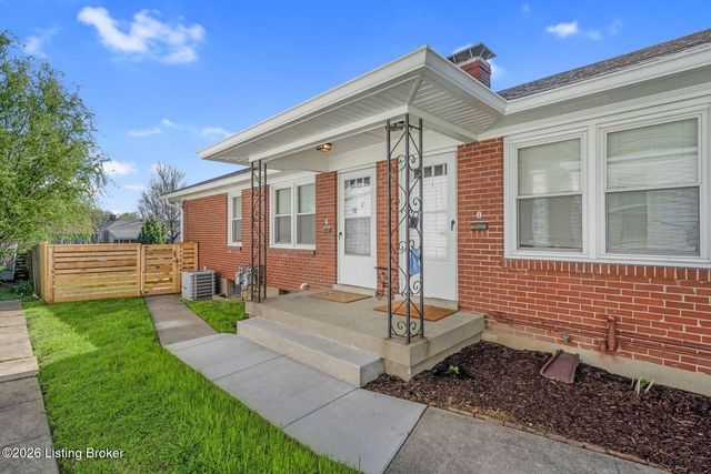 923 Lydia St 1, Louisville, KY 40217