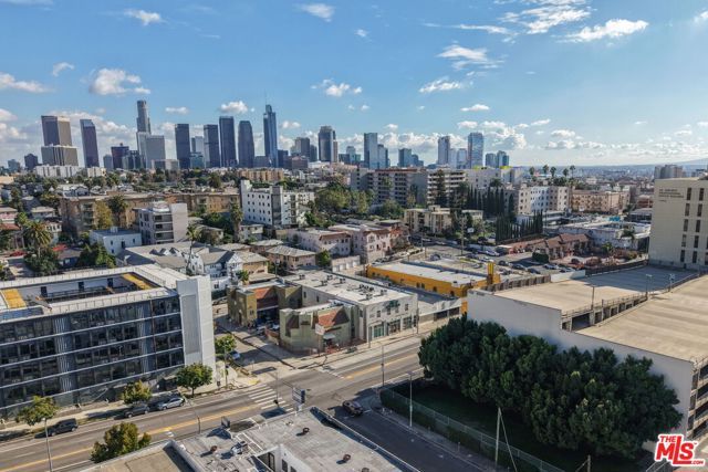 176 S Alvarado Street, Los Angeles, CA 90057