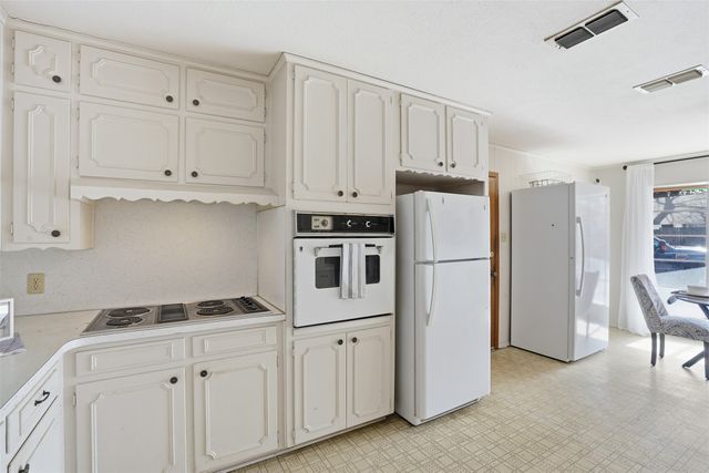 503 Azalea Drive, Grapevine, TX 76051