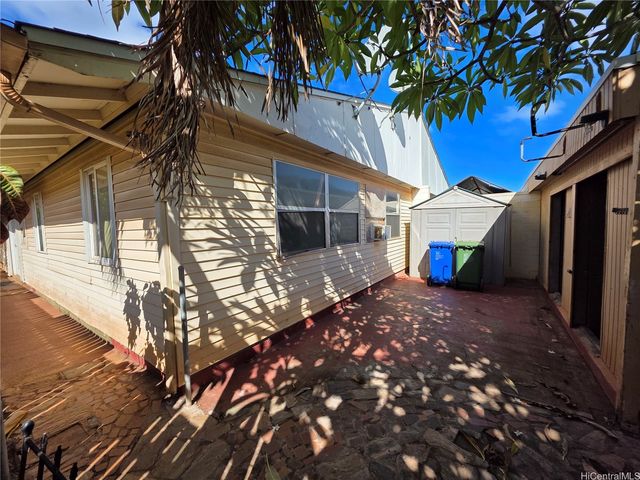 85-105 Ala Akau Street J, Waianae, HI 96792