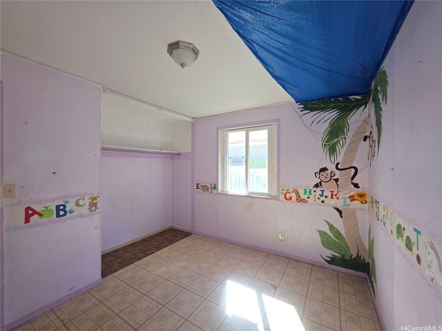 85-105 Ala Akau Street J, Waianae, HI 96792