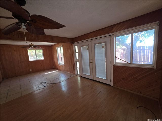 85-105 Ala Akau Street J, Waianae, HI 96792