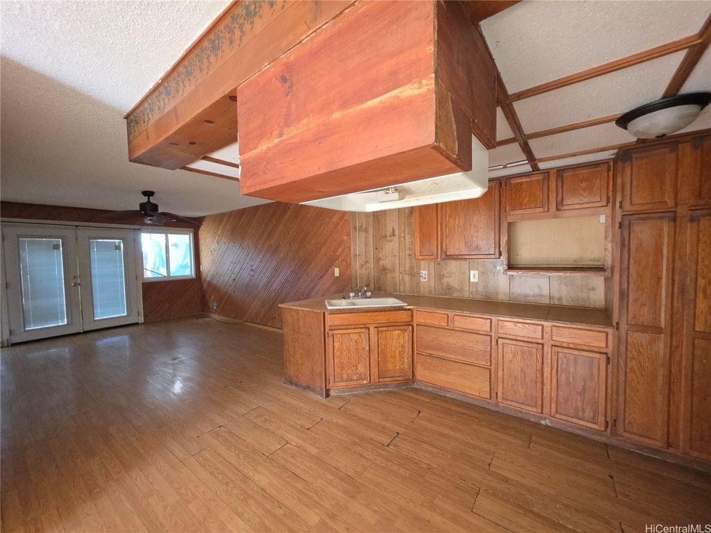 85-105 Ala Akau Street J, Waianae, HI 96792