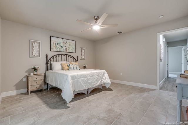 12661 King Oaks, Live Oak, TX 78233
