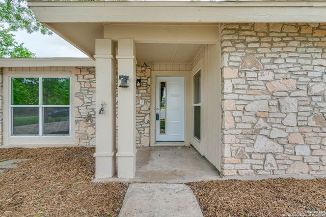 12661 King Oaks, Live Oak, TX 78233