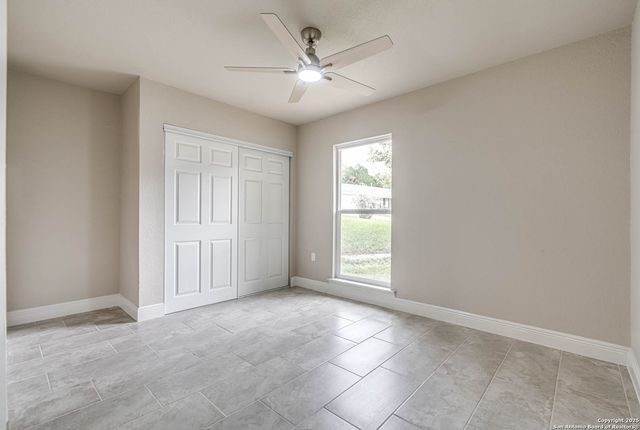 12661 King Oaks, Live Oak, TX 78233