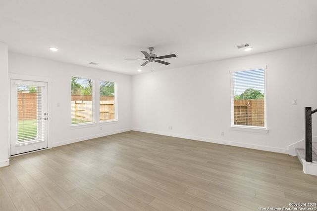 5707 Marble Falls, Converse, TX 78244