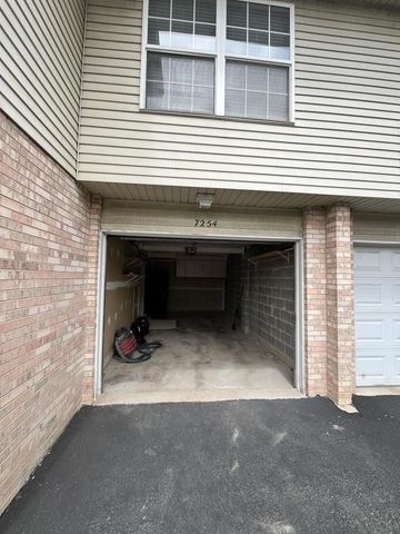 7254 Terrace Drive, Justice, IL 60458
