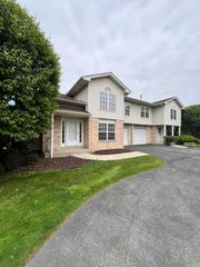 7254 Terrace Drive, Justice, IL 60458