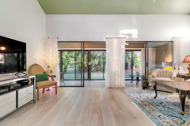 4699 CHANDLERS FORDE 23, Sarasota, FL 34235