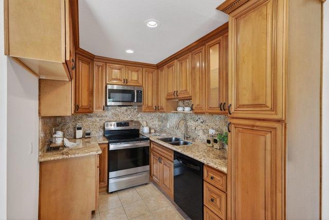 5534 Entrada Cedros, San Jose, CA 95123