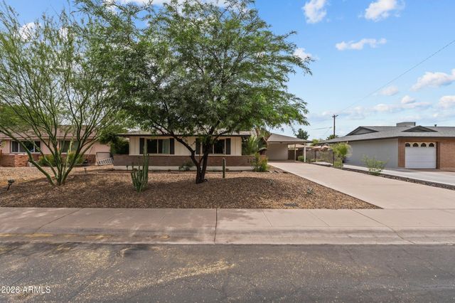 1229 E MANHATTON Drive, Tempe, AZ 85282