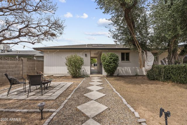 1229 E MANHATTON Drive, Tempe, AZ 85282