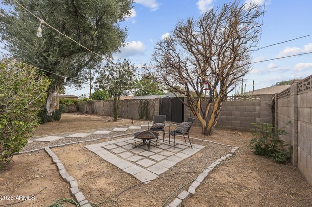 1229 E MANHATTON Drive, Tempe, AZ 85282