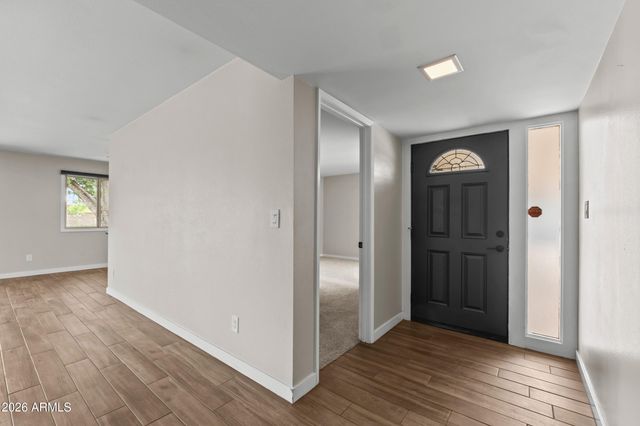 1229 E MANHATTON Drive, Tempe, AZ 85282