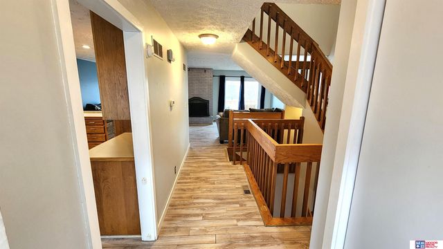 6805 Summerset Court, Lincoln, NE 68516