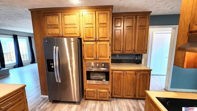 6805 Summerset Court, Lincoln, NE 68516