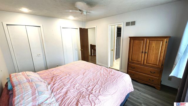6805 Summerset Court, Lincoln, NE 68516