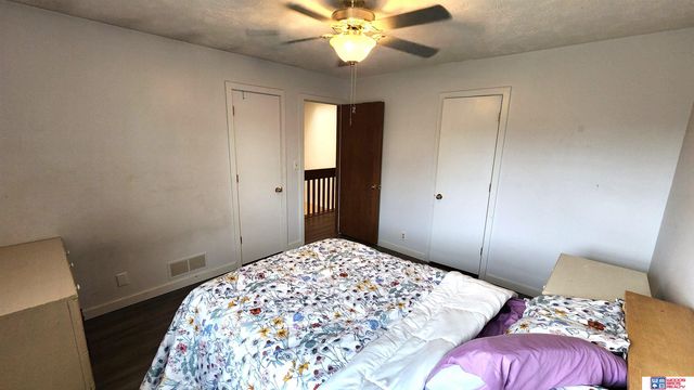 6805 Summerset Court, Lincoln, NE 68516