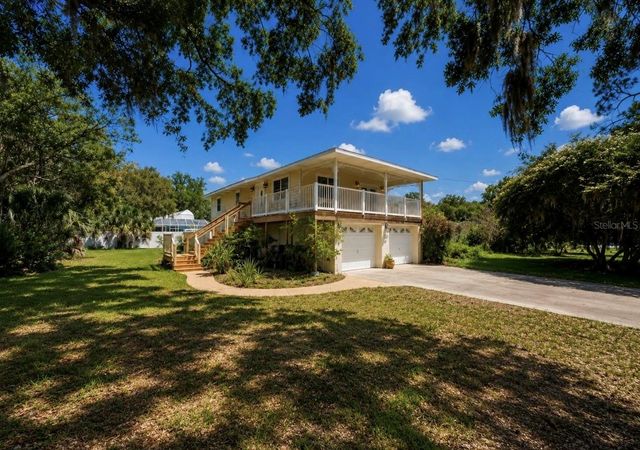 8017 MAYS AVENUE, Riverview, FL 33578