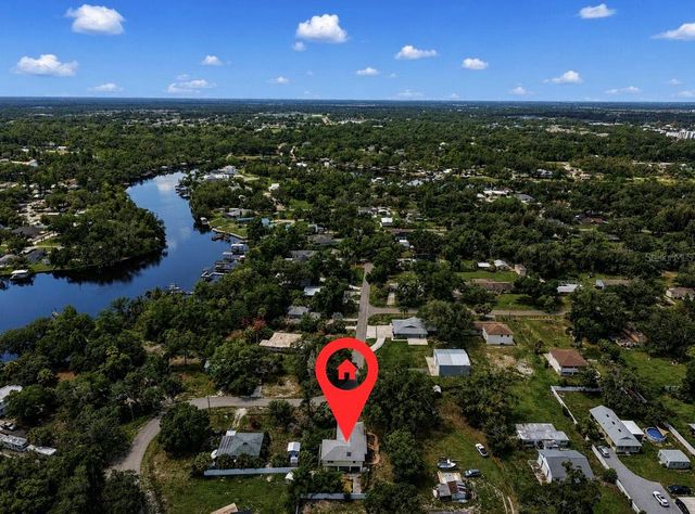 8017 MAYS AVENUE, Riverview, FL 33578