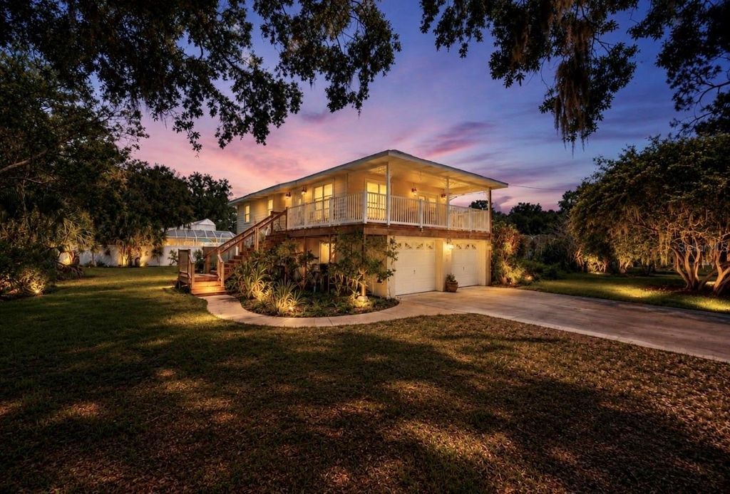 8017 MAYS AVENUE, Riverview, FL 33578