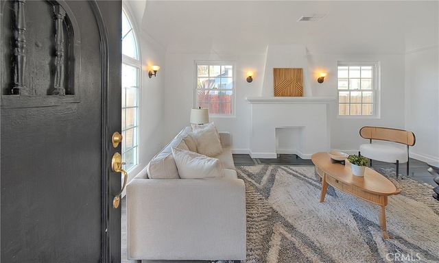 1622 E 88th, Los Angeles, CA 90002