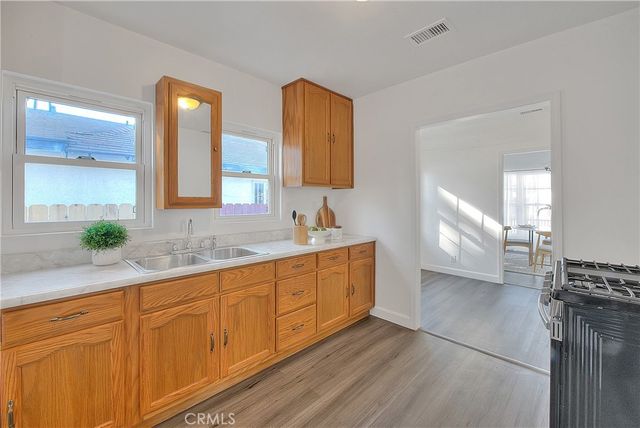 1622 E 88th, Los Angeles, CA 90002