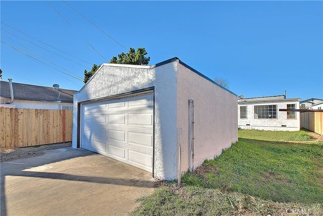 1622 E 88th, Los Angeles, CA 90002