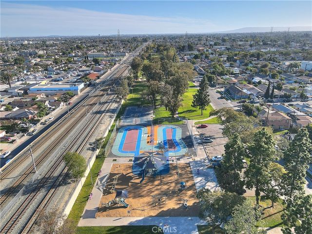 1622 E 88th, Los Angeles, CA 90002