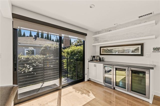 12668 Rose, Los Angeles, CA 90066