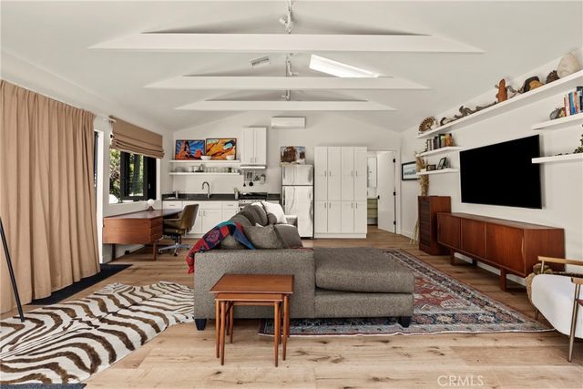 12668 Rose, Los Angeles, CA 90066