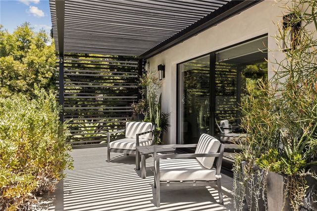 12668 Rose, Los Angeles, CA 90066
