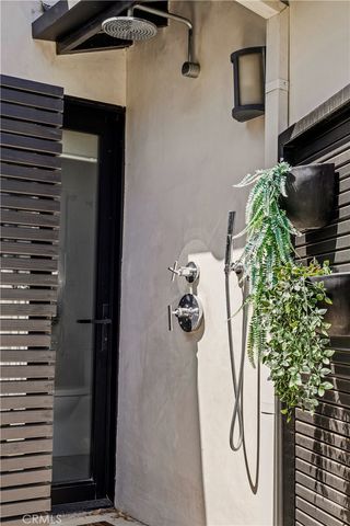 12668 Rose, Los Angeles, CA 90066