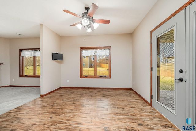 1909 S Firefly Dr Drive, Sioux Falls, SD 57110