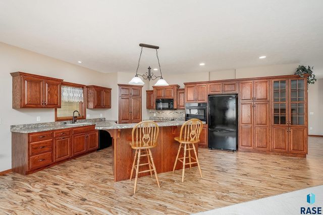 1909 S Firefly Dr Drive, Sioux Falls, SD 57110