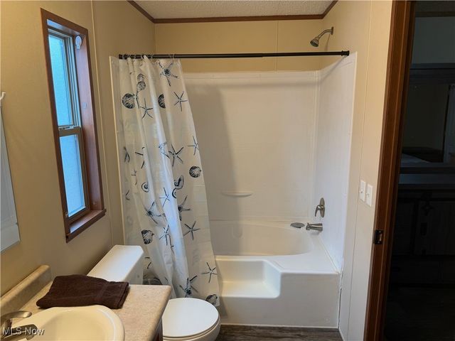 2606 Lincoln Way NW 27, Massillon, OH 44647