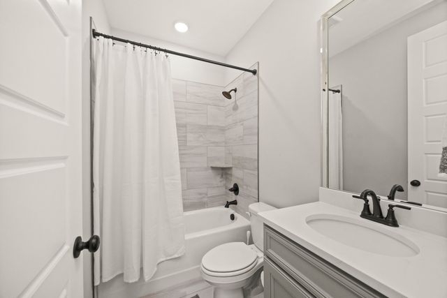 2778 Jasmine St, Lebanon, TN 37087