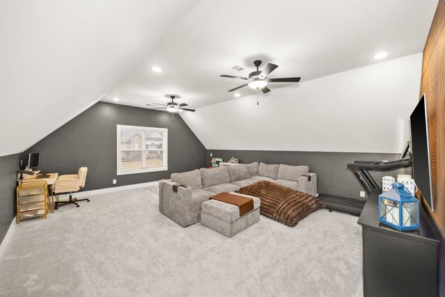 2778 Jasmine St, Lebanon, TN 37087