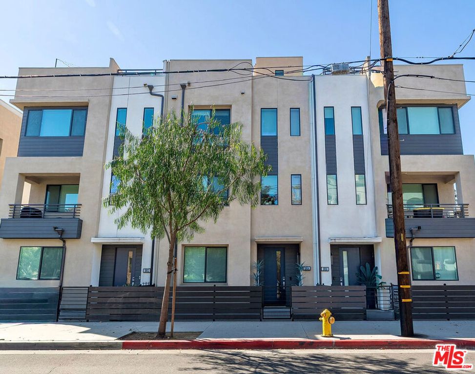 10814 Hortense Street, Los Angeles, CA 91602 — exterior