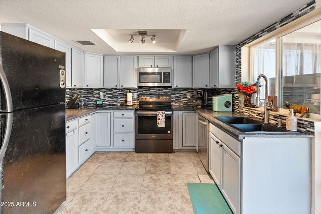 1516 W ESCUDA Road, Phoenix, AZ 85027